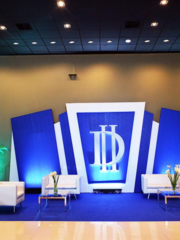 Isto É Dinheiro / As Melhores da Dinheiro