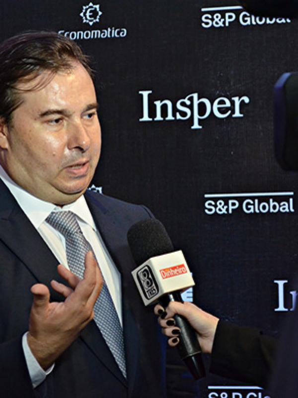 Isto É Dinheiro / As Melhores da Dinheiro