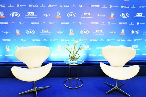 Isto É Dinheiro / As Melhores da Dinheiro